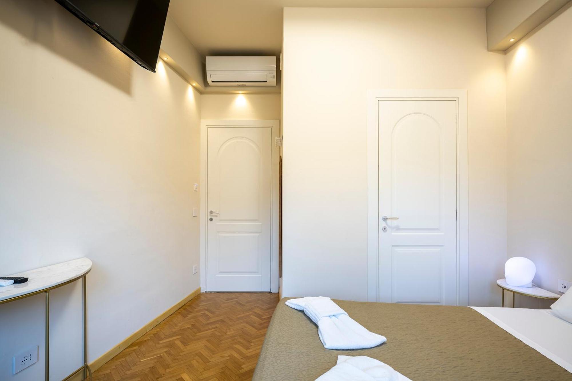 Duomo - Camere Matrimoniali Con Bagno Privato Florence Ngoại thất bức ảnh