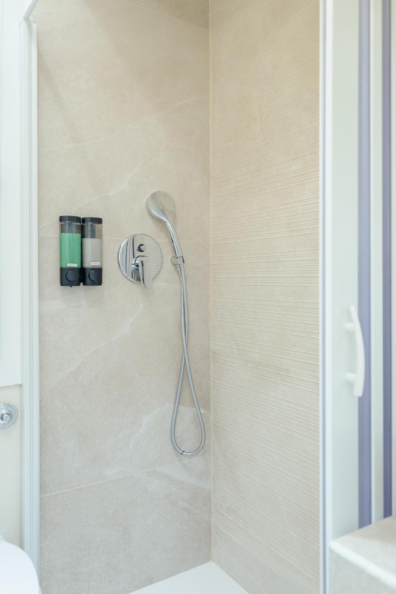 Duomo - Camere Matrimoniali Con Bagno Privato Florence Ngoại thất bức ảnh